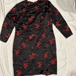 Vintage Chinese 100% Silk Black and Red Floral Dress